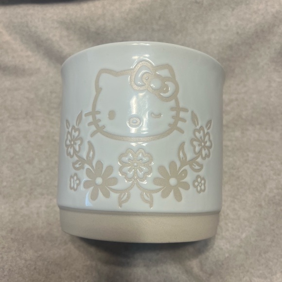 Hello Kitty Other - NWT Hello Kitty 4 1/2 inch Planter